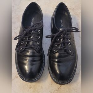 Divided Women Platform Lug Sole Patent Look Shoes 38